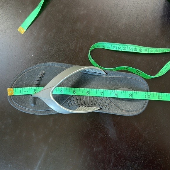 Okabashi silver made in USA flip flops SZ M/L - Picture 8 of 8